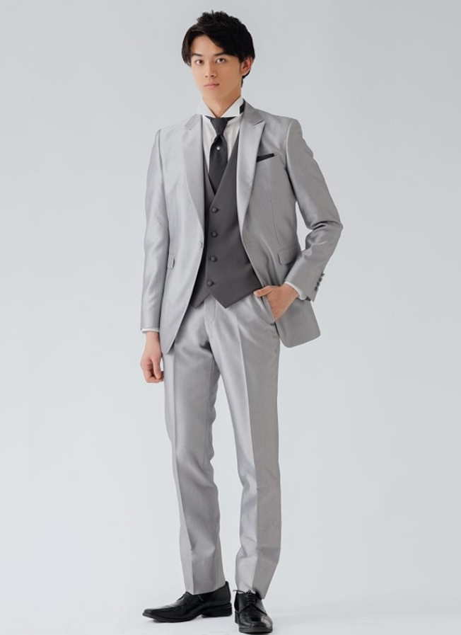 【小さな結婚式お台場店】新郎様にも素敵な1着を✨